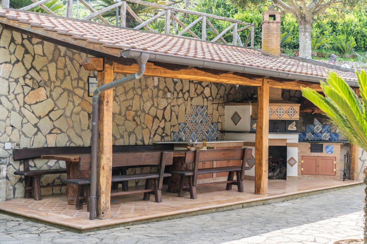 Villa La Pace Сант'Агнело Екстериор снимка