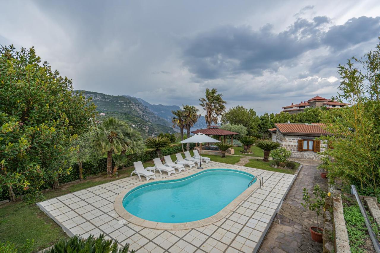 Villa La Pace Сант'Агнело Екстериор снимка