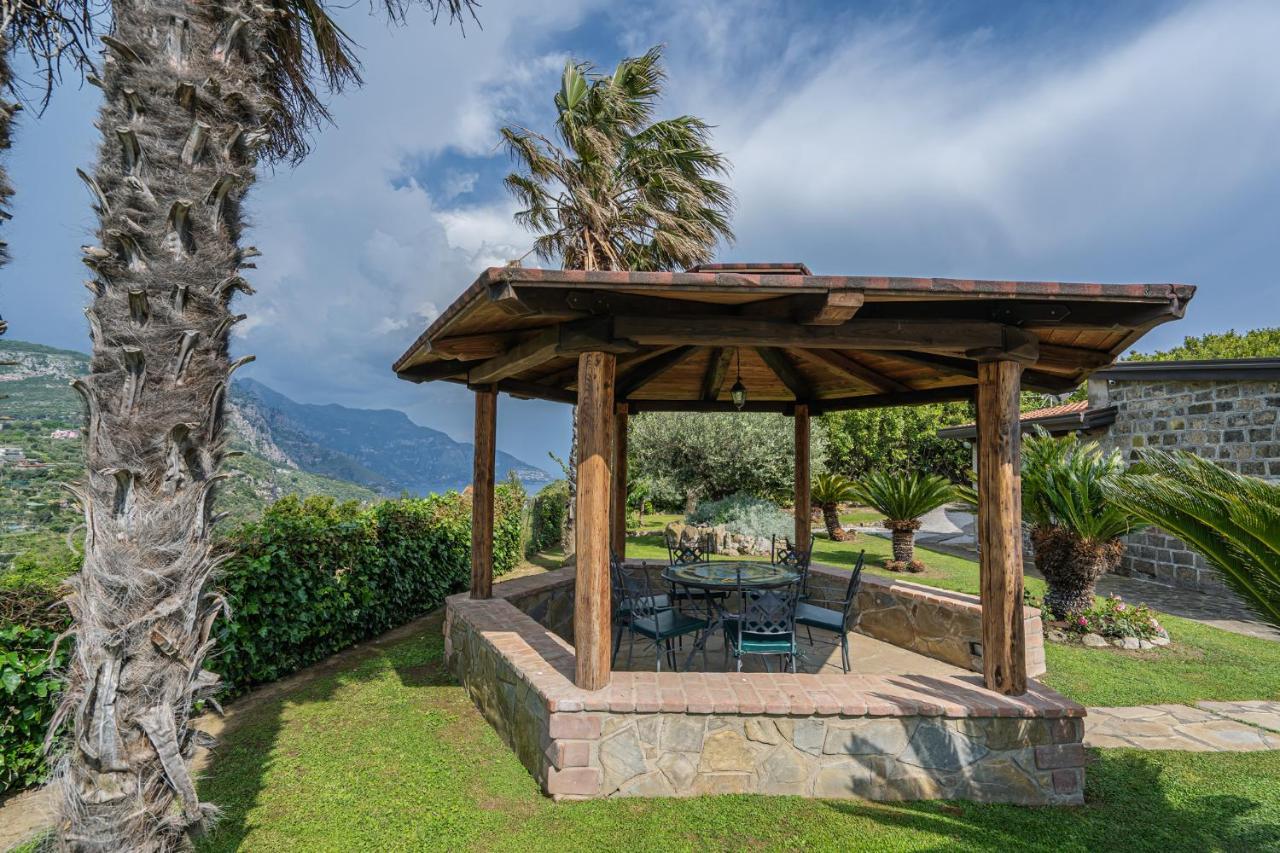 Villa La Pace Сант'Агнело Екстериор снимка