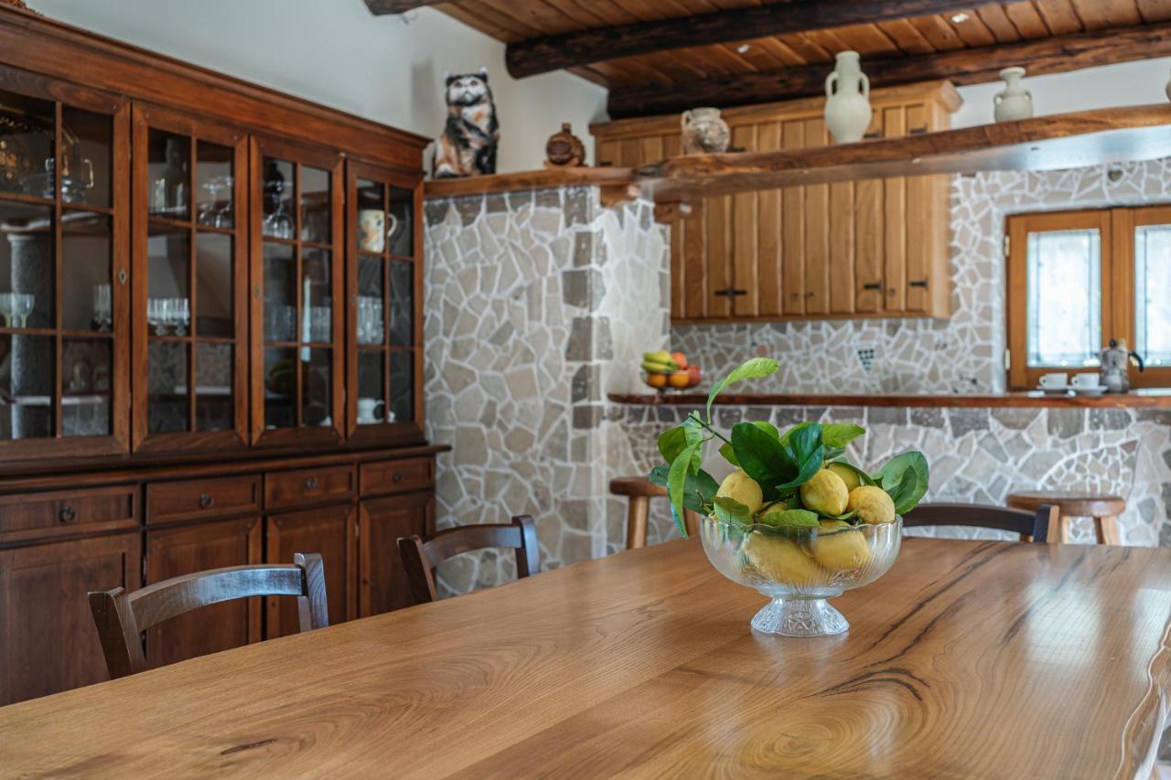 Villa La Pace Сант'Агнело Екстериор снимка